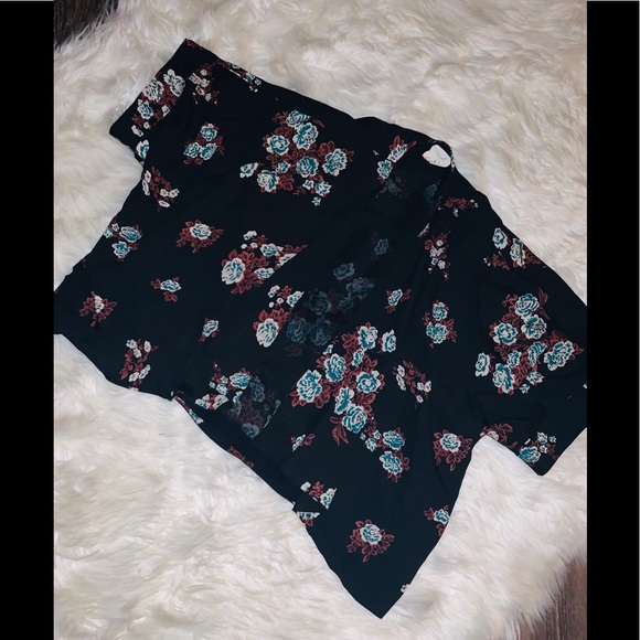 NWOT Pins & Needles Floral Open Kimono - Picture 3 of 5